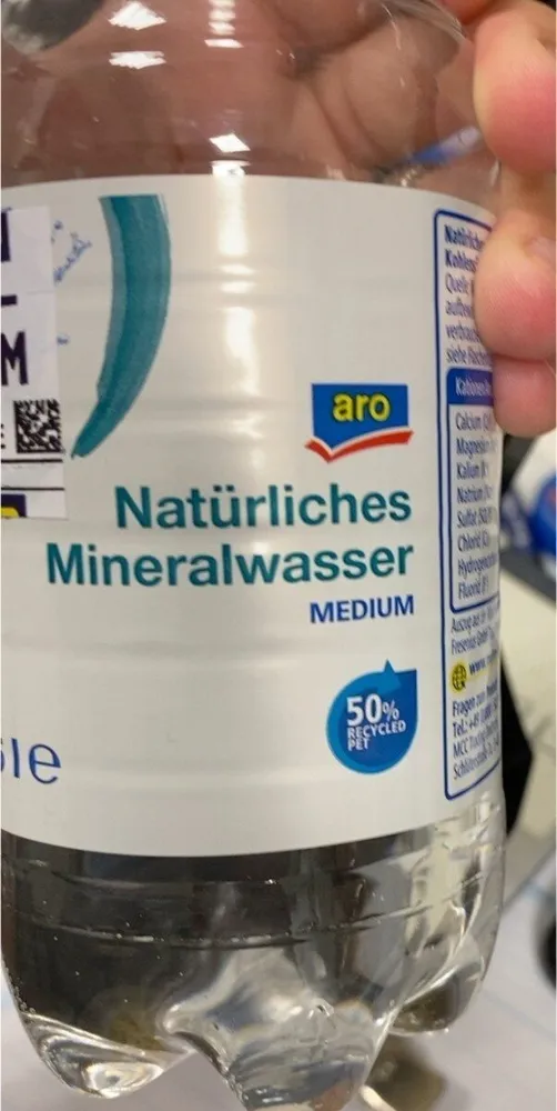Mineralwasser medium