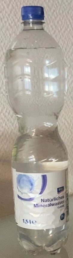 Natürliches mineralwasser