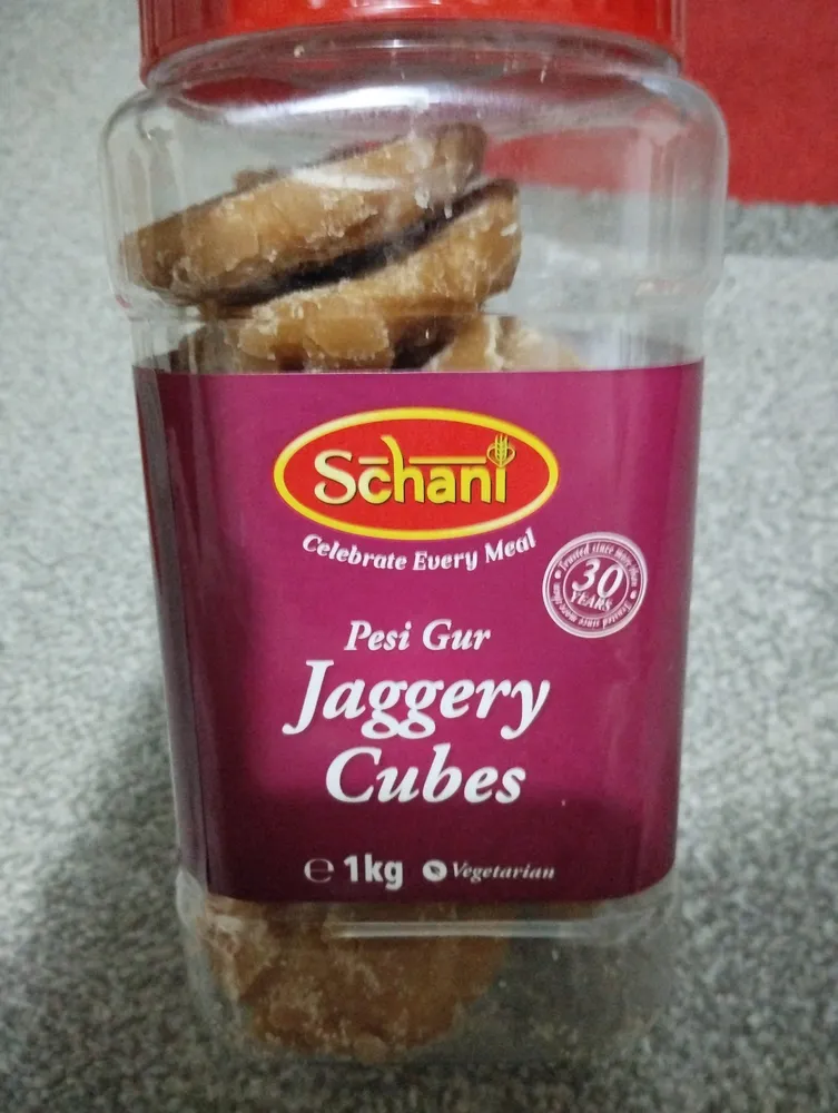 jaggery cubes
