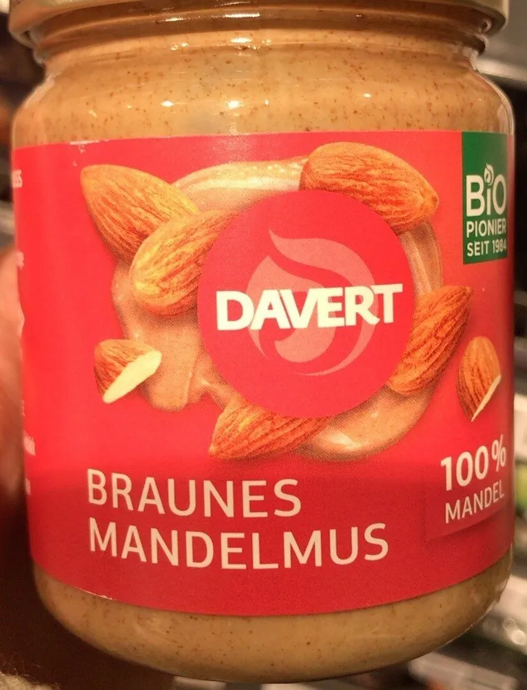 Braunes Mandelmus