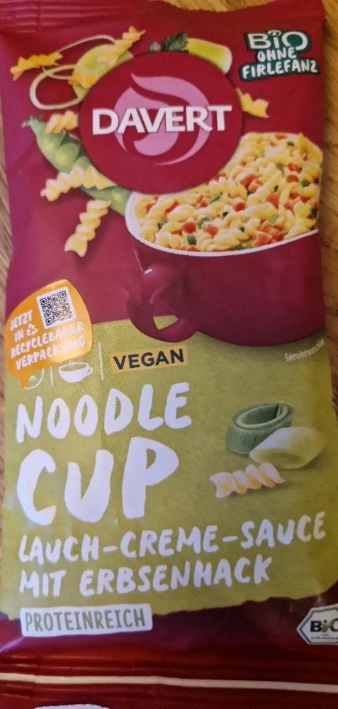 Noodle Cup Lauch-Creme-Sauce mit Erbsenhack