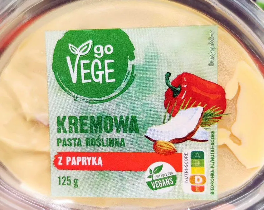 Kremowa pasta roślinna z papryką