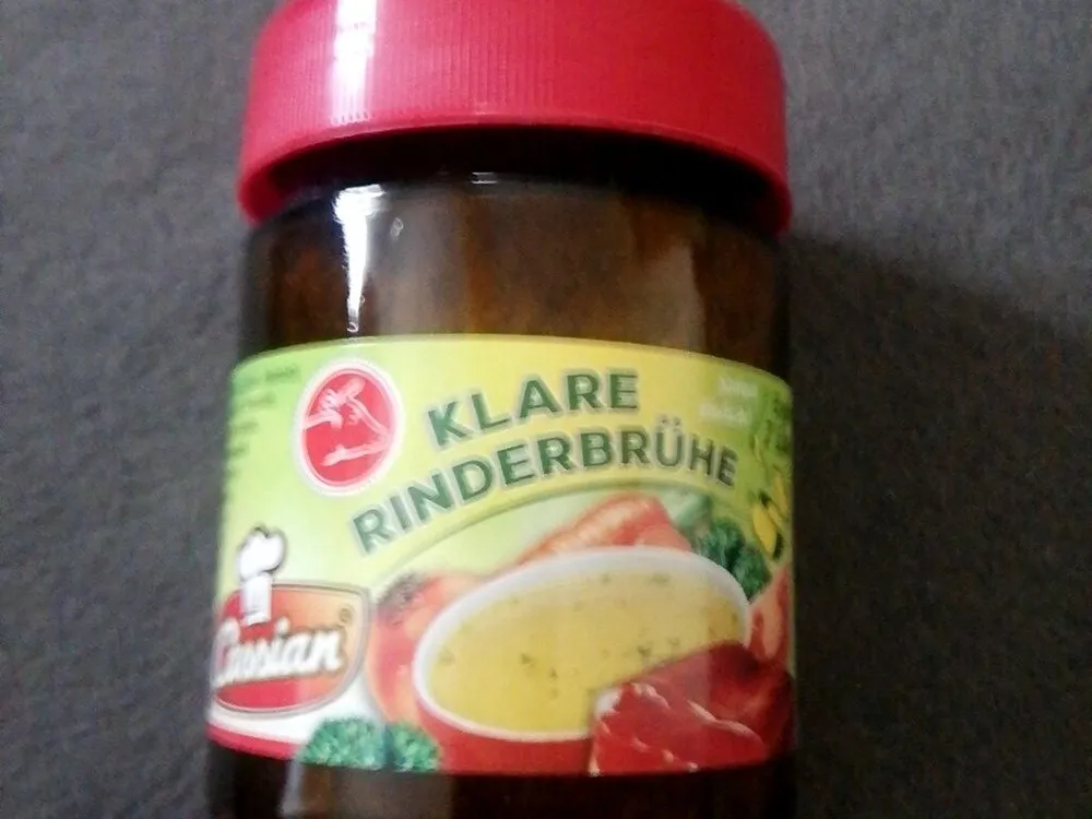 Klare Rinderbrühe