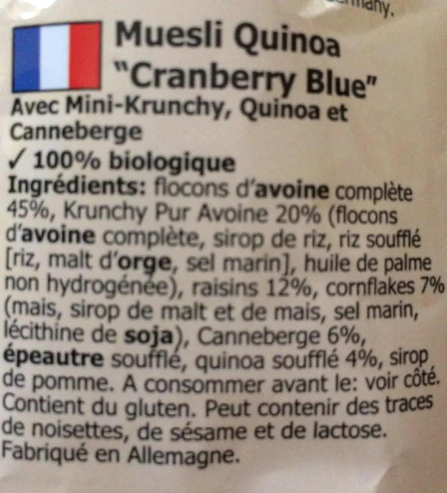 Muesli quinoa cranberry blue
