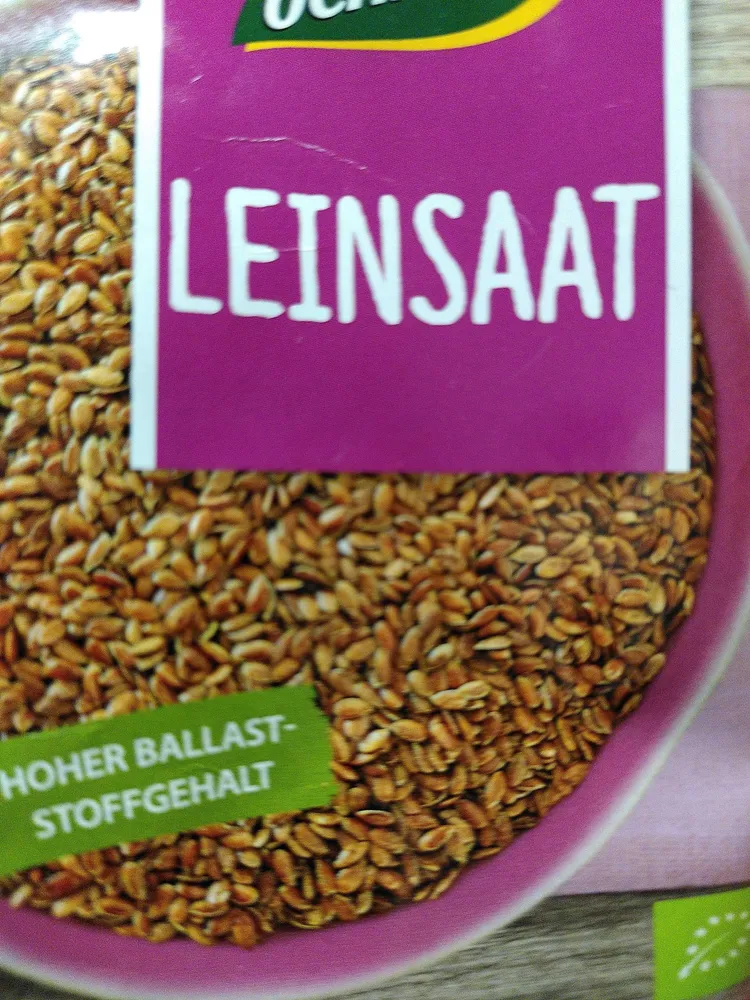 Leinsaat ganz