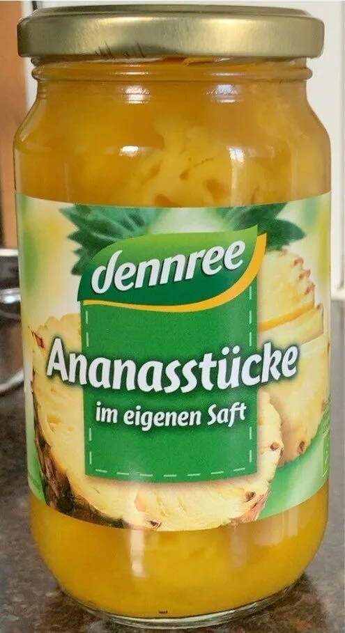 Ananasstücke im eigenen Saft