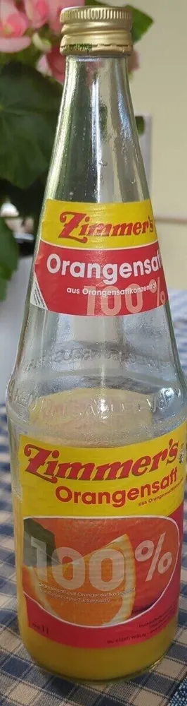 Orangensaft aus Orangensaftkonzentrat