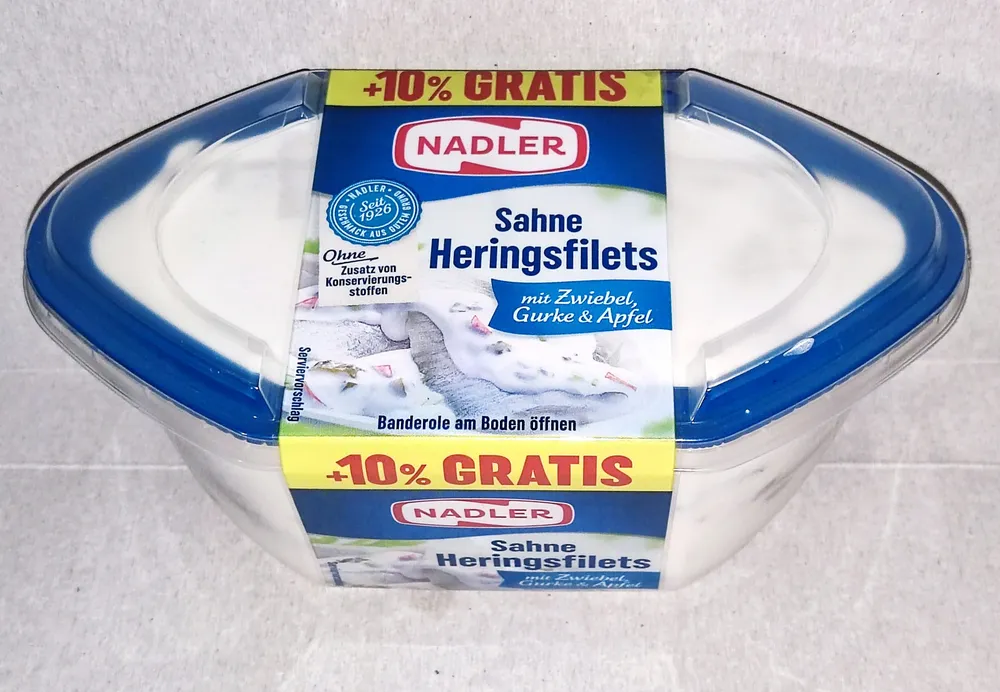 Sahne-Heringsfilets mit Zwiebel, Gurke & Apfel