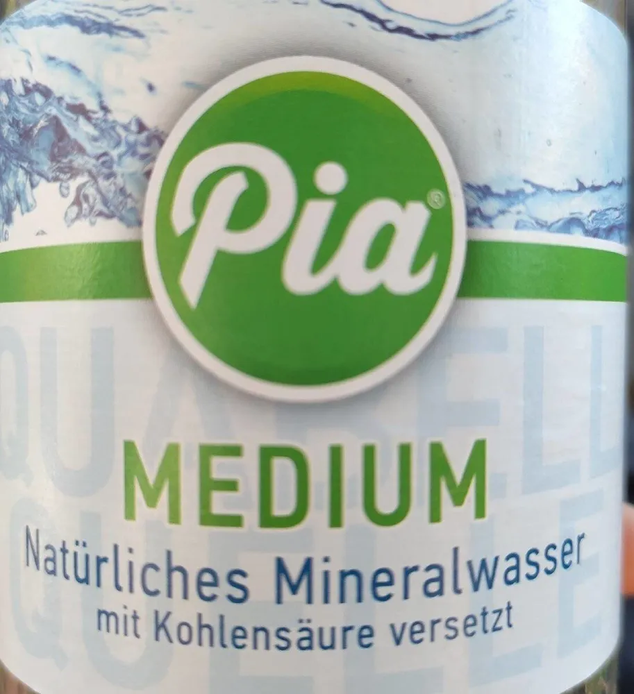 Pia Natürliches Mineralwasser