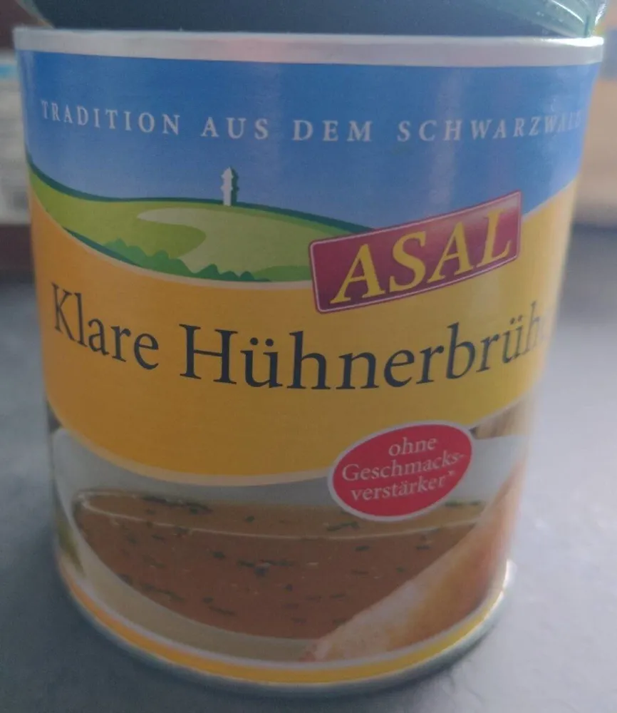 Klare Hühnerbrühe