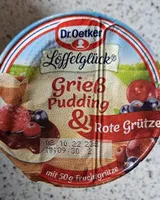 Grieß Pudding und Rote Grütze