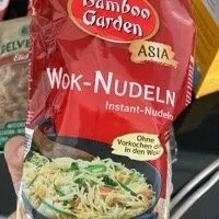 wok Nudeln