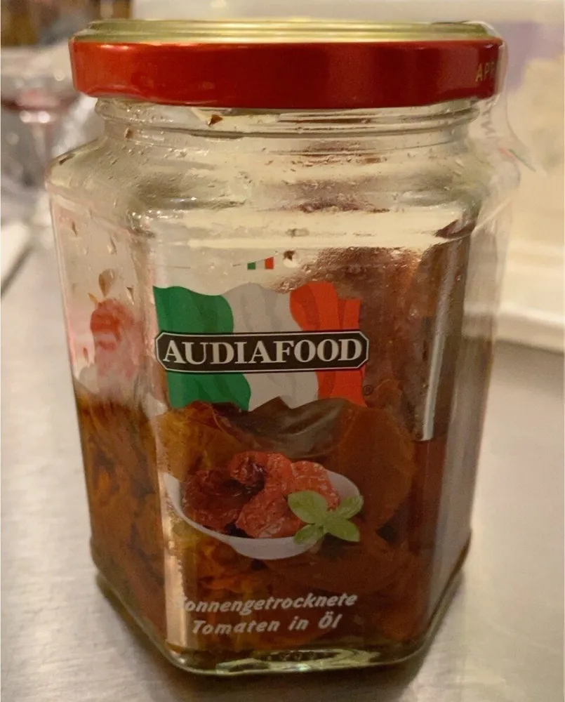 Sonnengetrocknete Tomaten in Öl