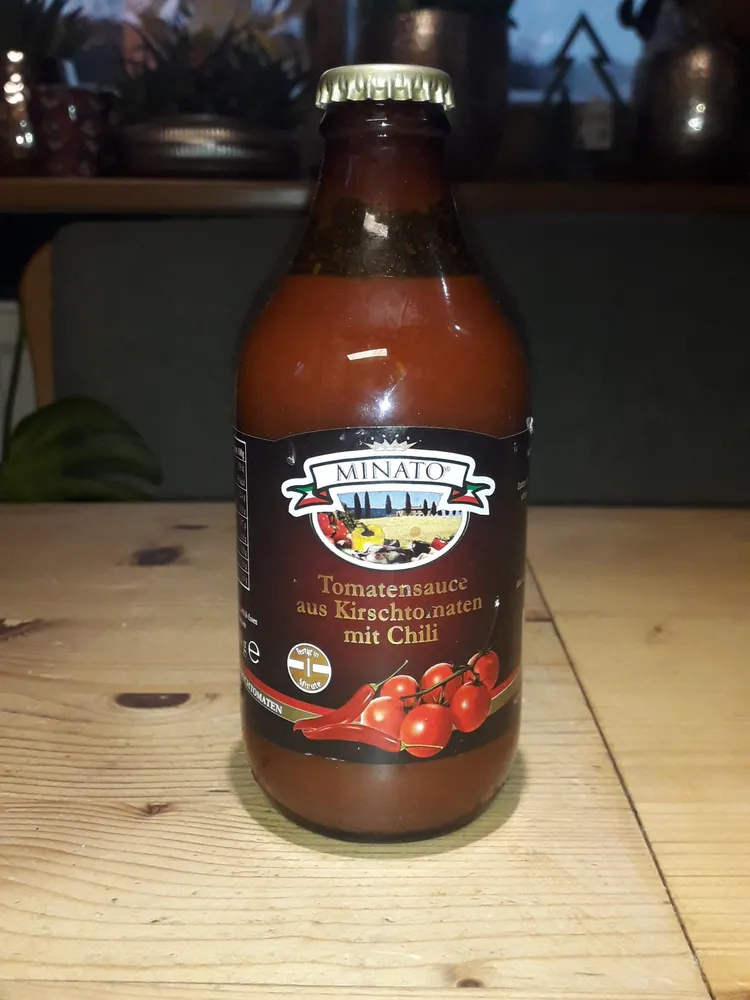 Tomatensauce aus Kirschtomaten mit Chili