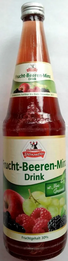 Frucht-Beeren-Minz Drink