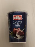 Yogurt cremoso ciliegia in pezzi