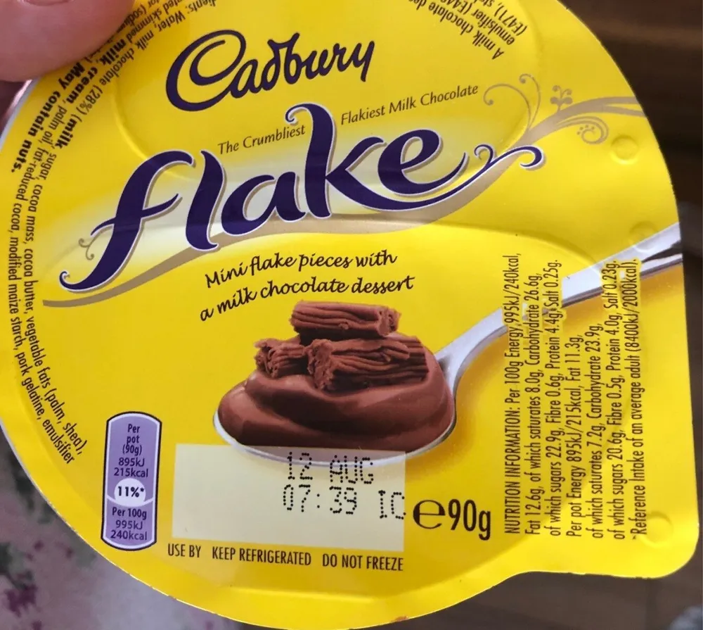 Flake chocolate dessert