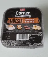 Creamy yogurt muesli chocolate banana