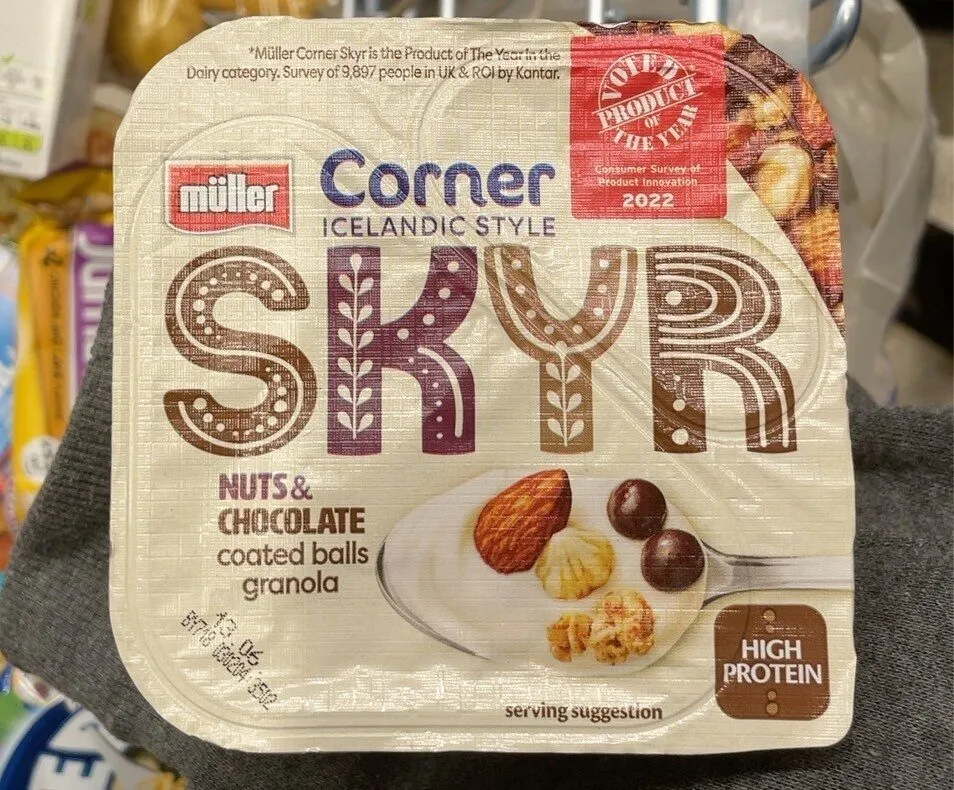 Skyr nuts & chocolate
