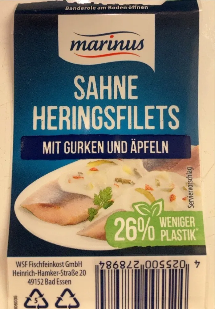 Sahneheringsfilets mit Gurken und Äpfeln