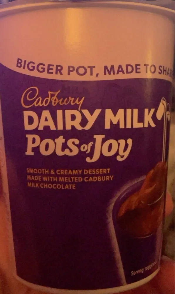 MADE TO SHARE Сабвичу DAIRY MILK CREAMY MILK CHOCO