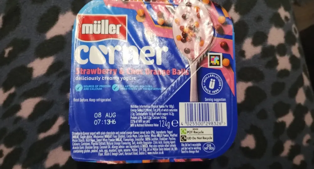 Muller corner strawberry and choc orange balls