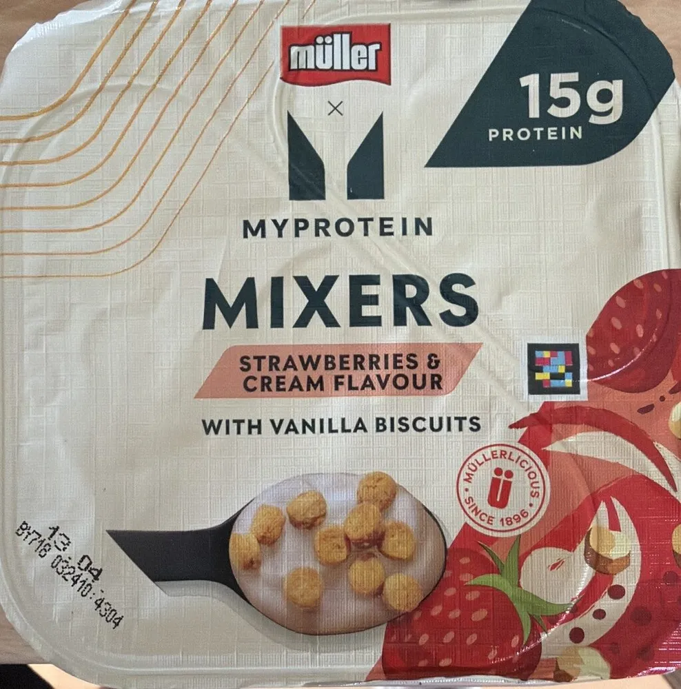 MIXERS Strawberries & Cream Flavour with Vanilla Biscuits