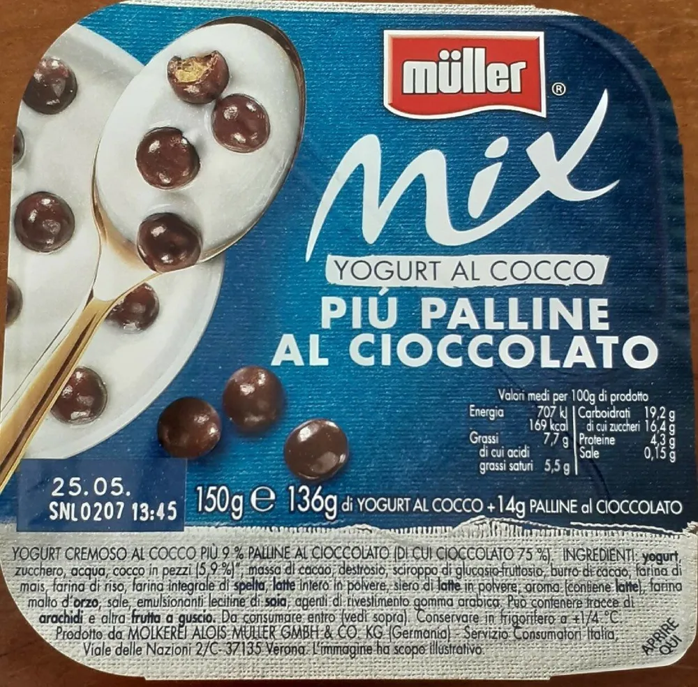 Mix Yogurt al cocco più palline al cioccolato