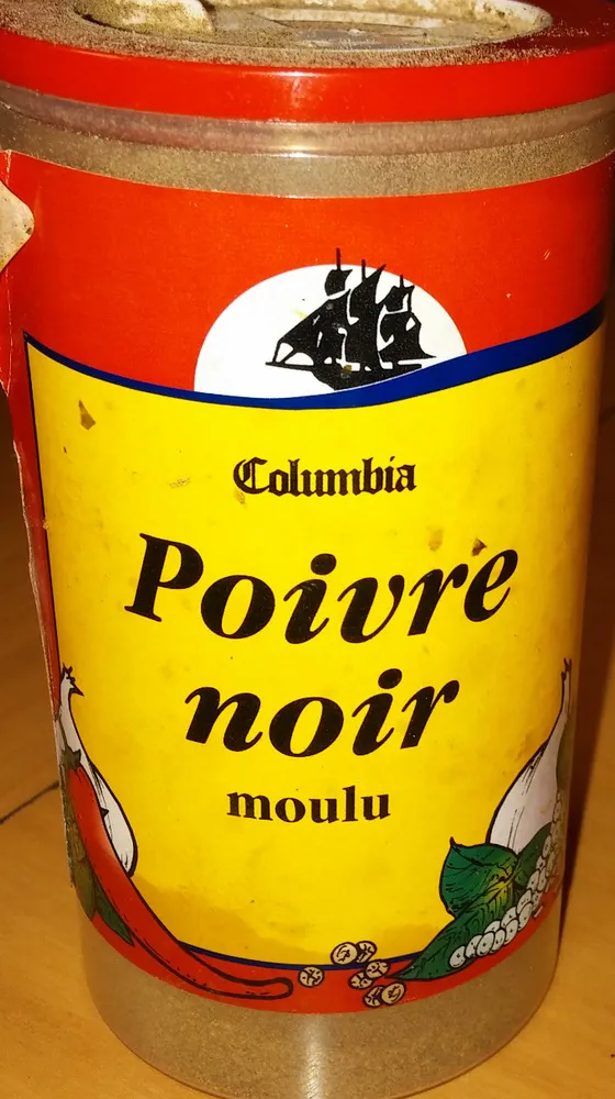 Poivre noir moulu