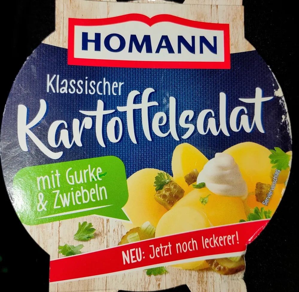 Klassicher Kartoffelsalat mit Gurke & Zwiebeln