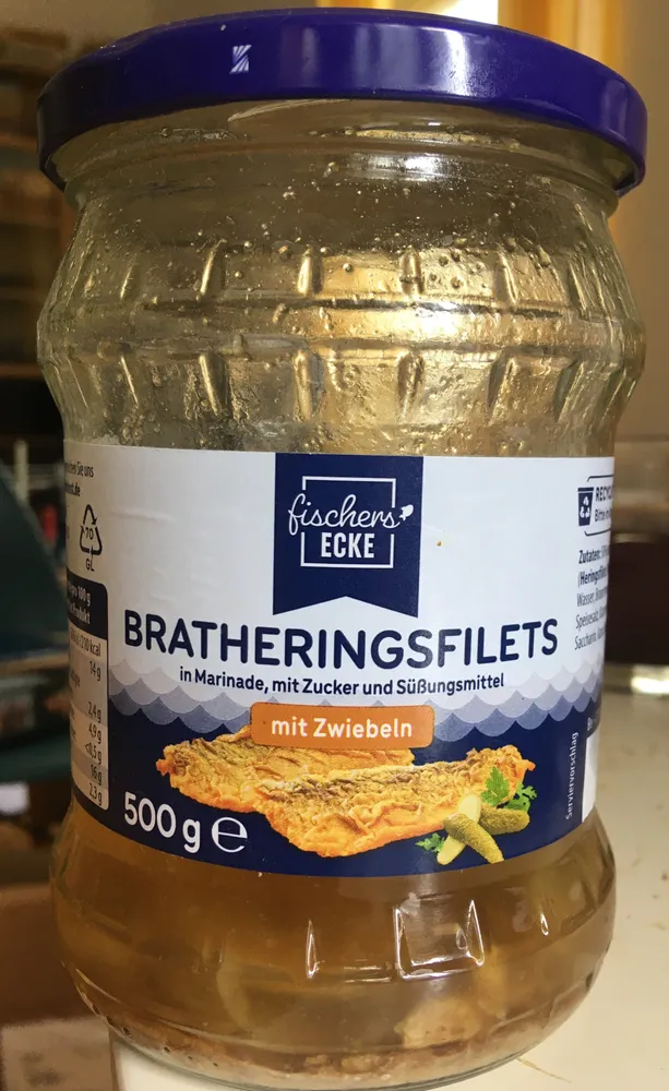 Bratheringsfilets mit Zwiebeln