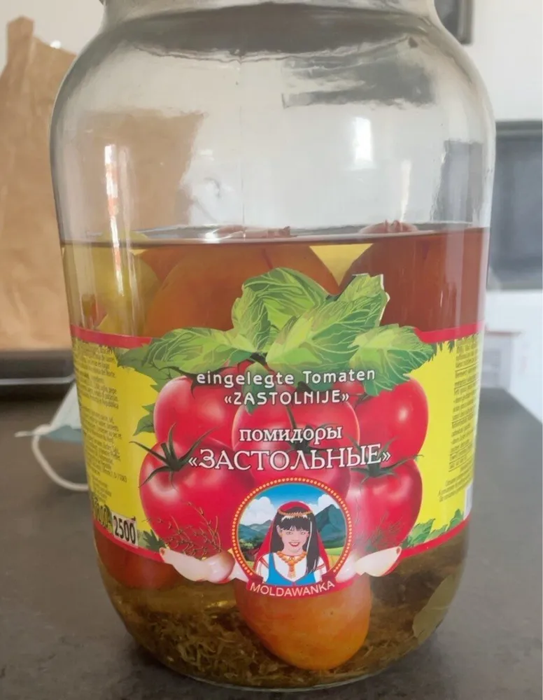 Tomates marines a la russe