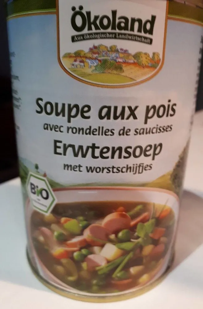 Soupe aux poids avec rondelles de saucisses