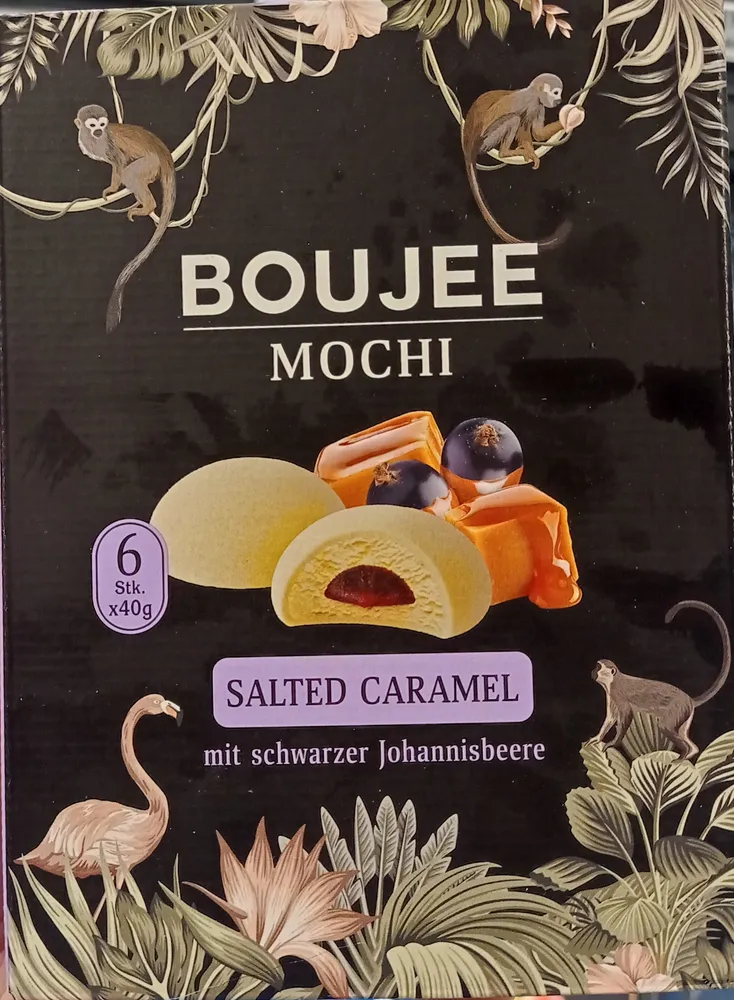 Mochi salted caramel mit schwarzer Johannisbeere