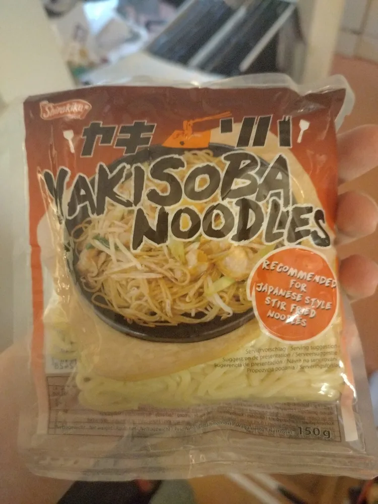 Yakisoba noodles