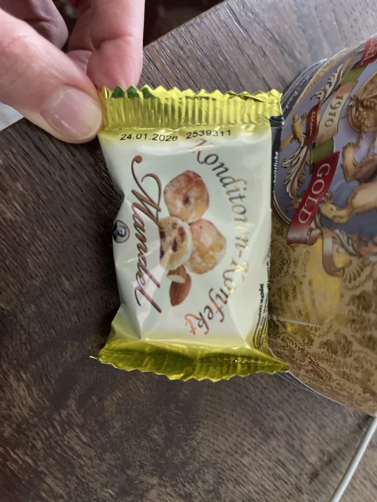 Konditoren Konfekt Mandel