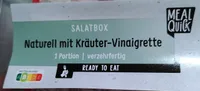 Salatmischung aus Karotten, Mais, Rettich und Kräuter-Vinaigrette