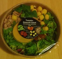 Tomate-Gnocchi Salat