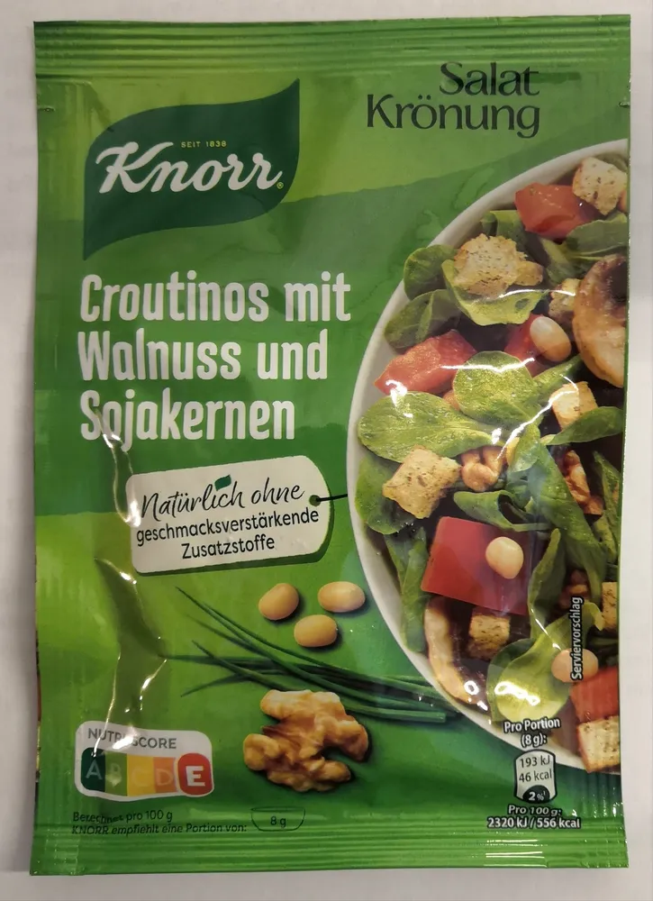 Salat Krönung - Croutinos mit Walnuss und Sojakernen