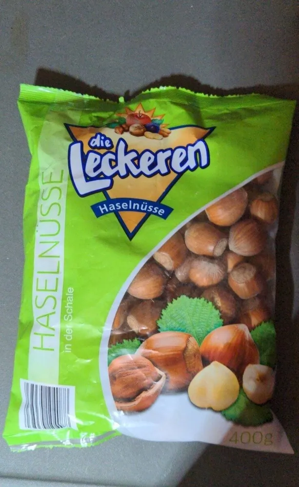 Haselnüsse
