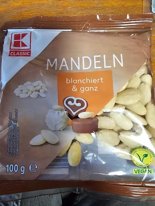 Mandeln ganz