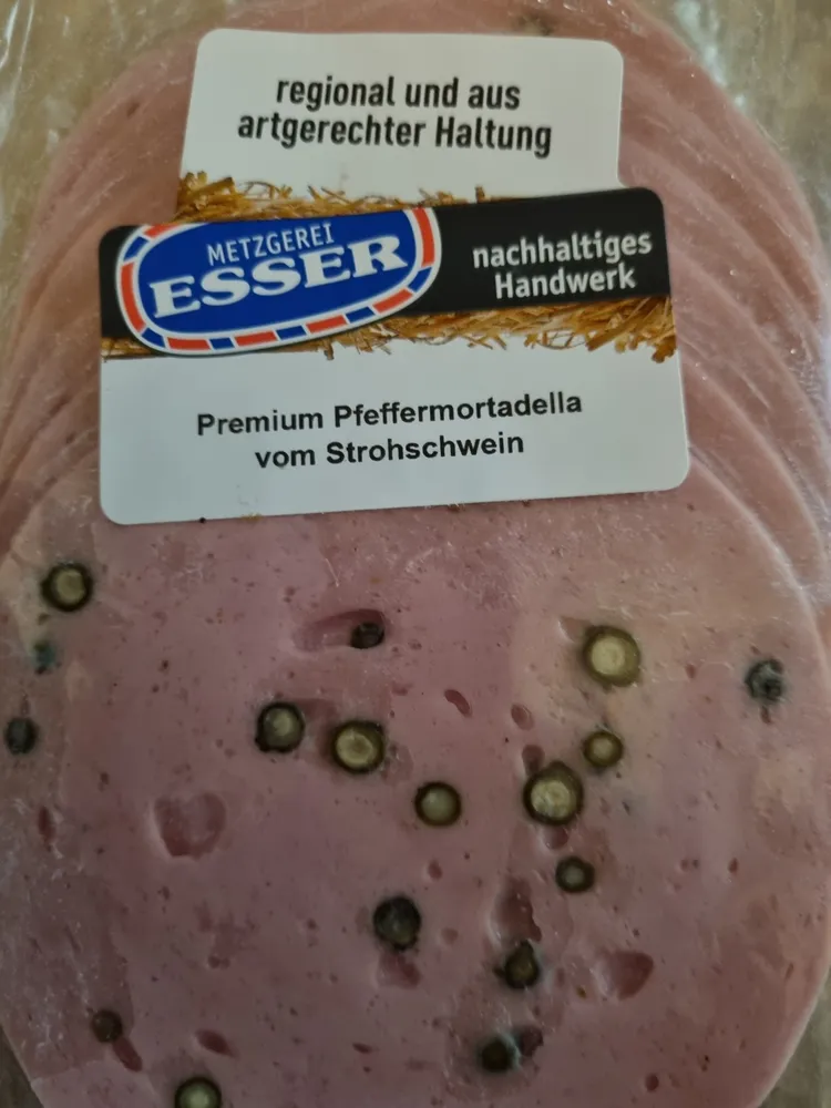 Premium Pfeffermortadella vom Strohschwein