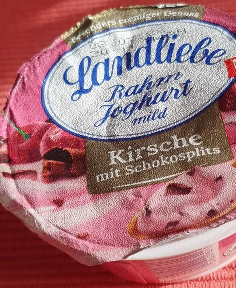 Rahmjoghurt mild - Kirsche mit Schokosplits