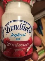 Joghurt auf Himbeeren