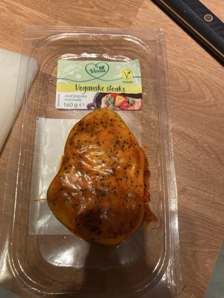 Veganske Steaks med Paprika Marinade