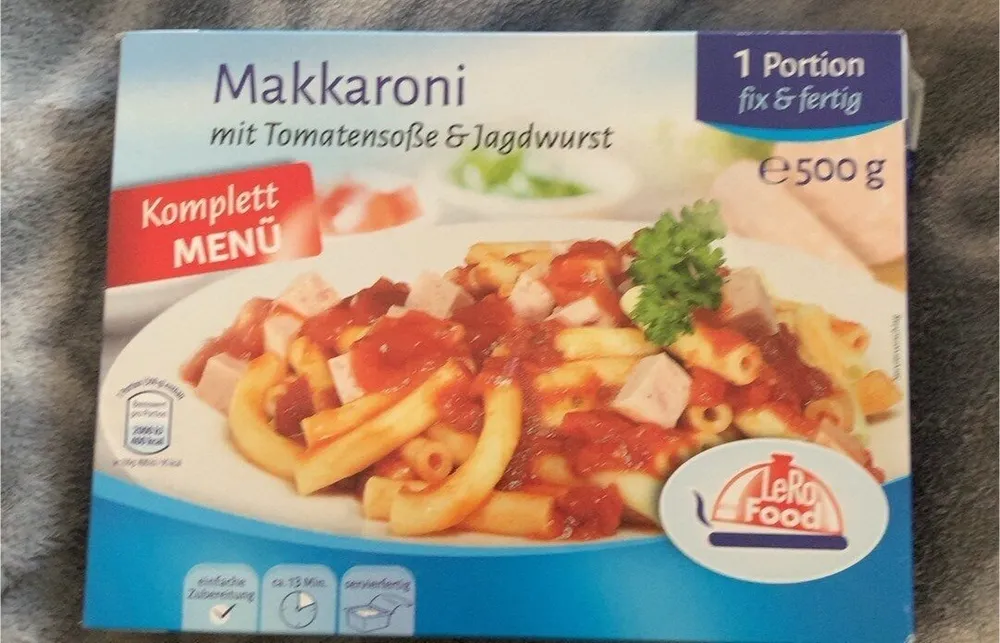 Makkaroni mit Tomatensauce & Jagdwurst