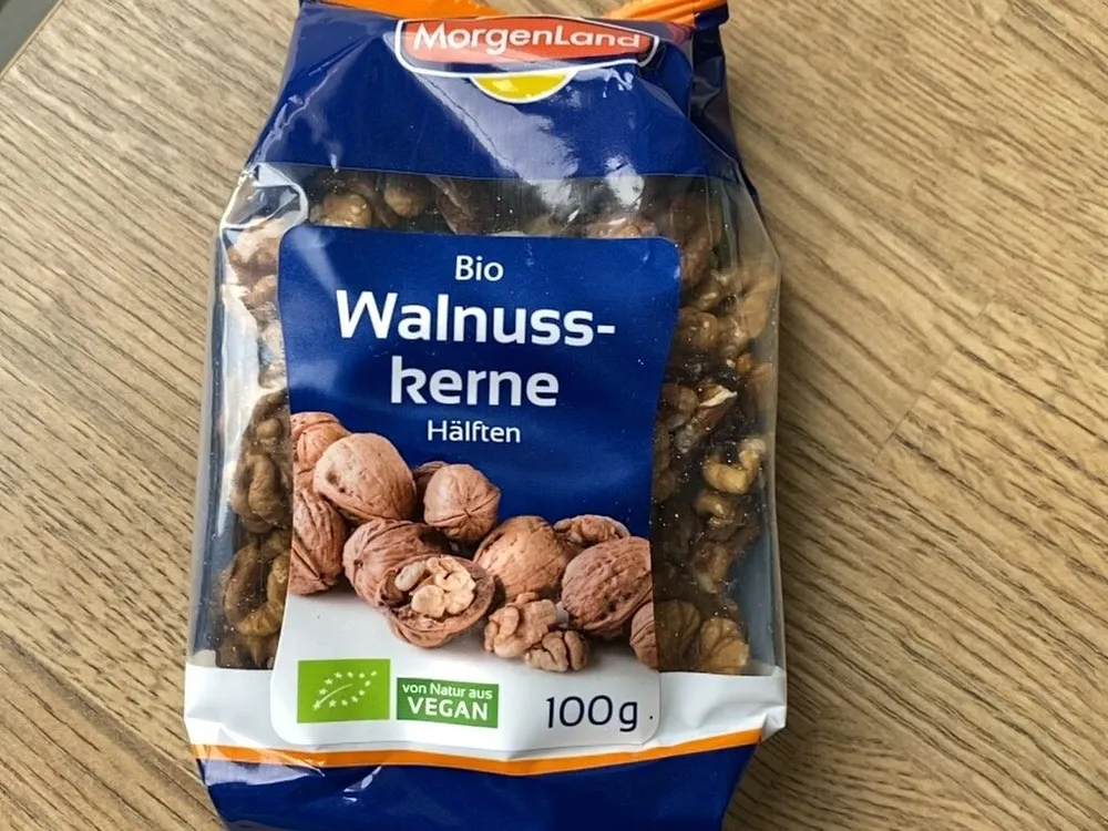Walnusskerne Hälften