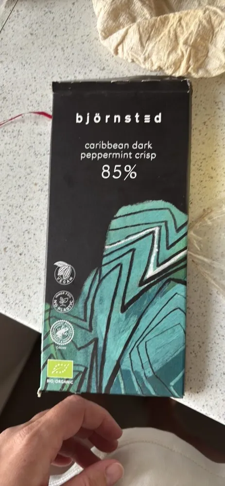 Caribbean dark peppermint crisp 85%