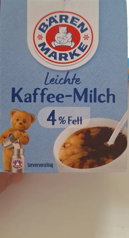 leichte Kaffee-Milch