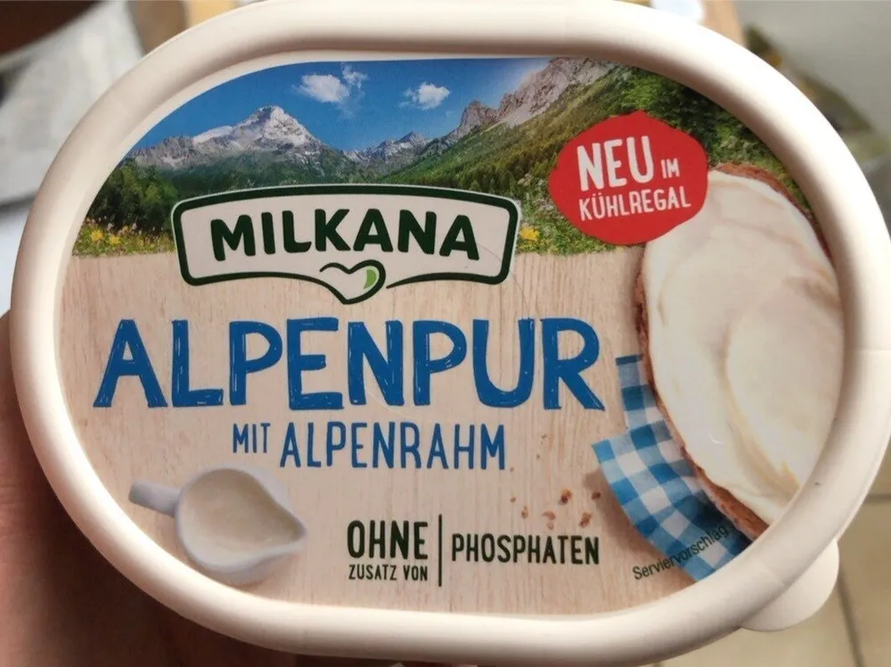 Alpenpur mit alpenrahm